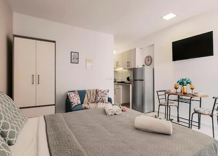 Fay's Ialysos (Rhodes)