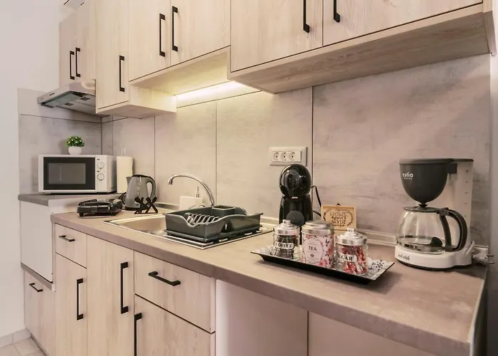 Fay's Apartamento Ialisos